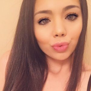 Meet your Posher, Jade